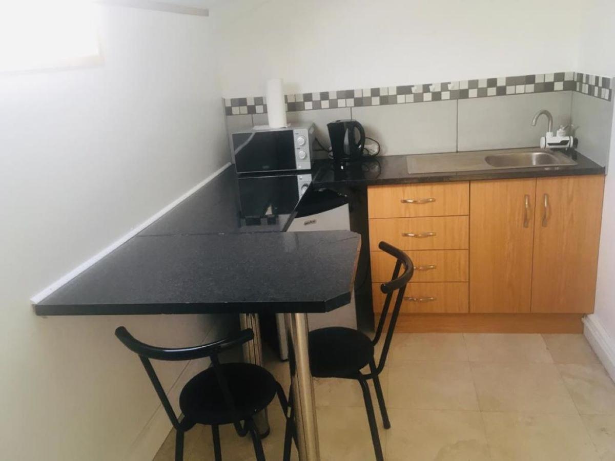 Gem Quays Waterfront One Bedroom 나이스나 외부 사진