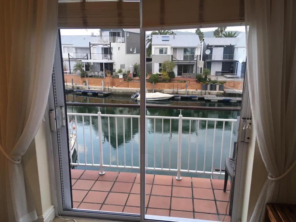 Gem Quays Waterfront One Bedroom 나이스나 외부 사진
